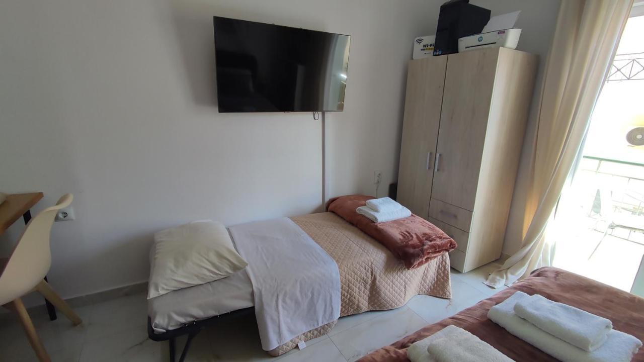 Apartment Beautiful Choice - Near Athens Airport - 50m From The Sea - Iq+